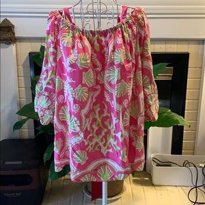 Crown and Ivy cold shoulder summer print top M